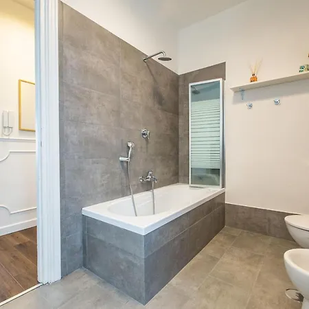 My Vatican Place روما